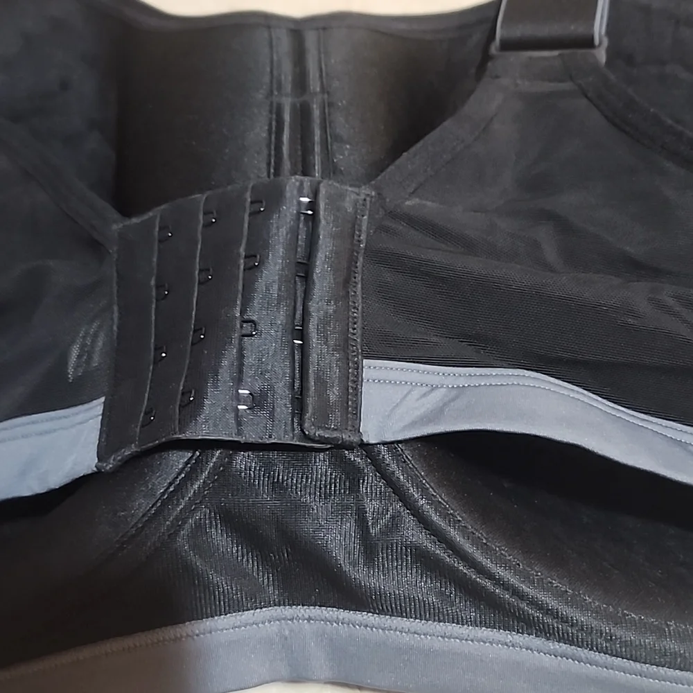 Livi underwire bra size 50DD NWT - Picture 7 of 9